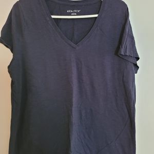 Ava & Viv navy 1X v neck tee